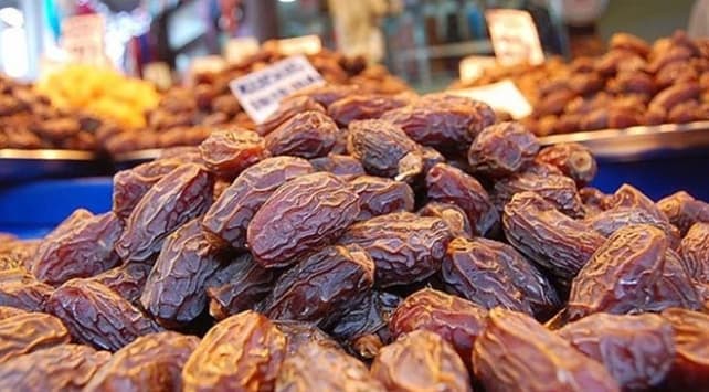 تصویر 4 از خرما پیارم حاجی آباد پوست کاغذی و شهد کاملا طبیعی